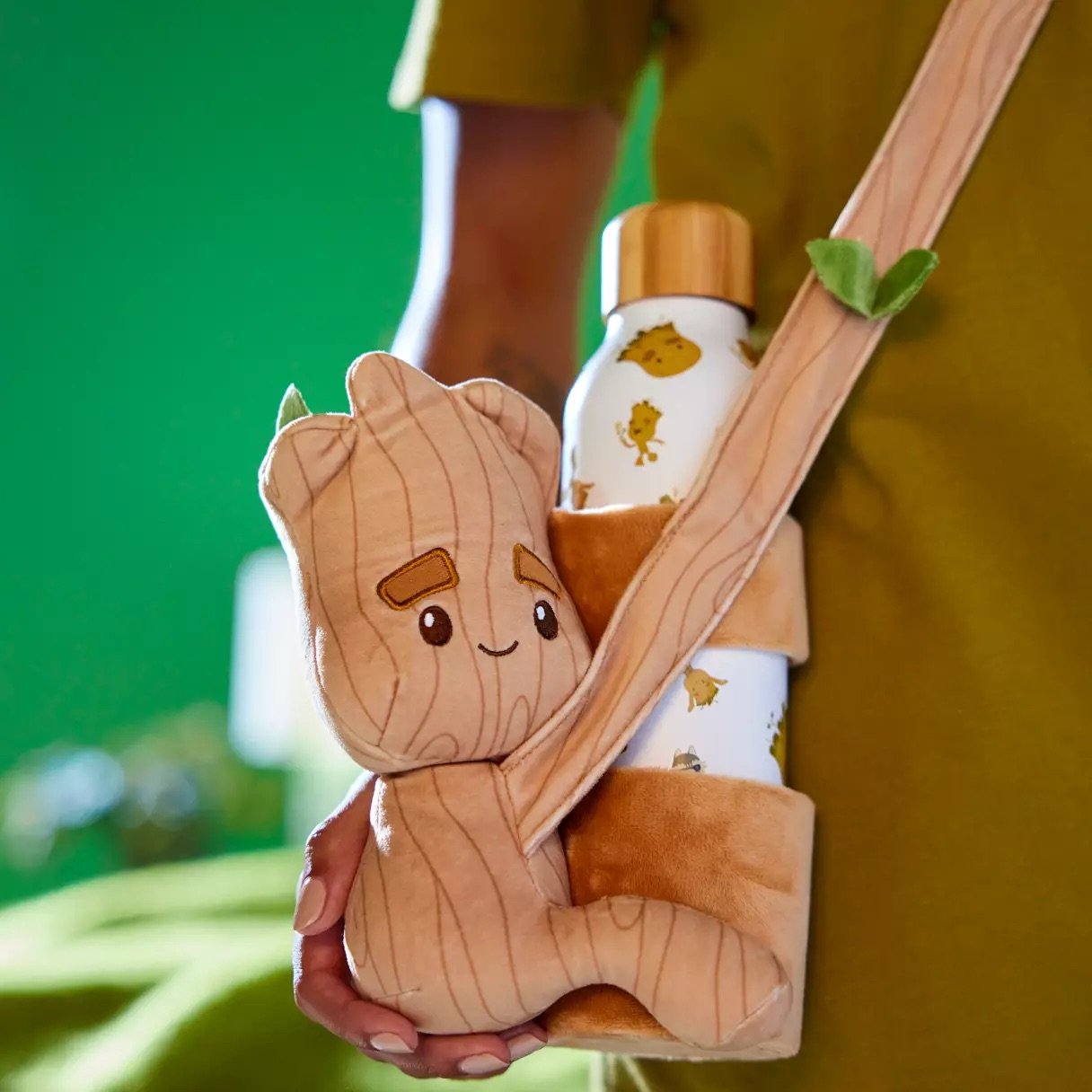 Groot backpack cheap disney